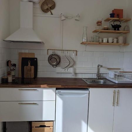 Odus Korter Roheluses - A Cozy Apartment In A Greenery - Contactless Check-In Põlva Kültér fotó