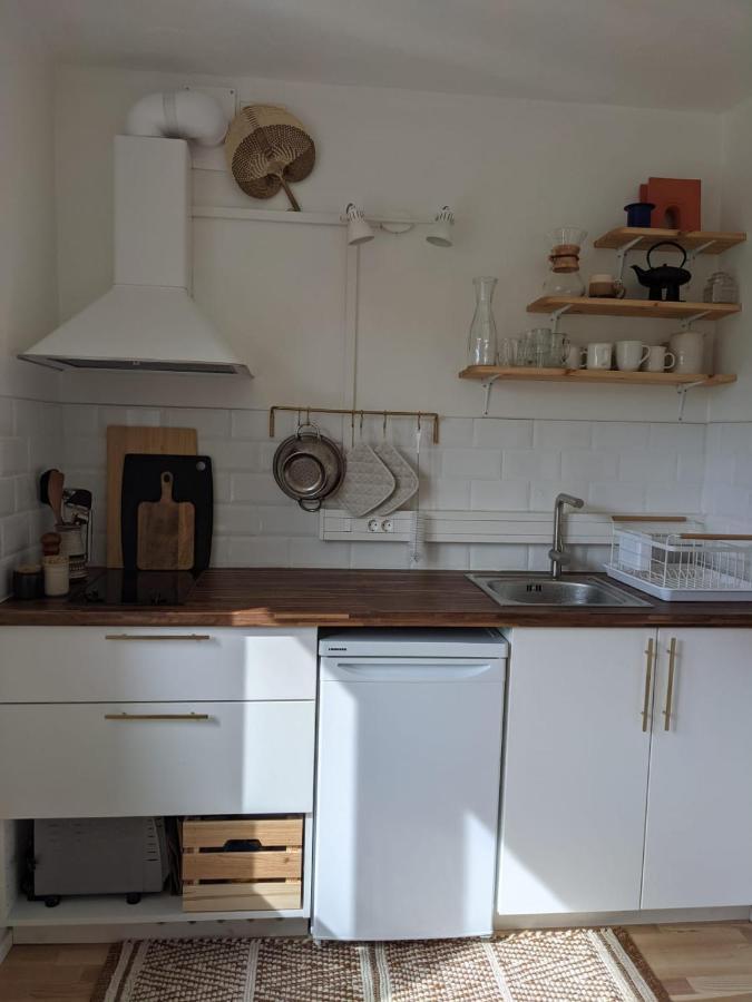 Odus Korter Roheluses - A Cozy Apartment In A Greenery - Contactless Check-In Põlva Kültér fotó
